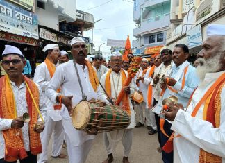 विठु नामाच्या गजरात रंगली सिंदीनगरी