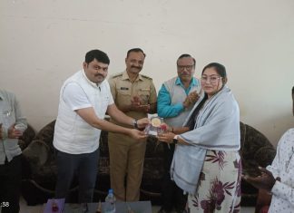 सोशल मीडिया आवाज युवा पत्रकार महासंघ ग्रुप आर्वी तर्फे पत्रकार दिनाचे आयोजन