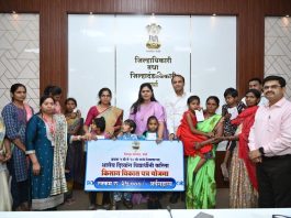 जनावरांचे स्थलांतरण थांबविण्यासाठी कायमस्वरूपी छावण्या उभारणार – पशुसंवर्धन मंत्री पंकजा मुंडे